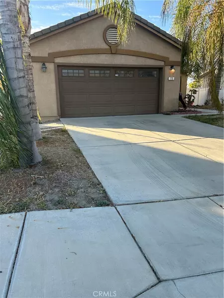 170 Honeysuckle CIR, San Jacinto, CA 92583