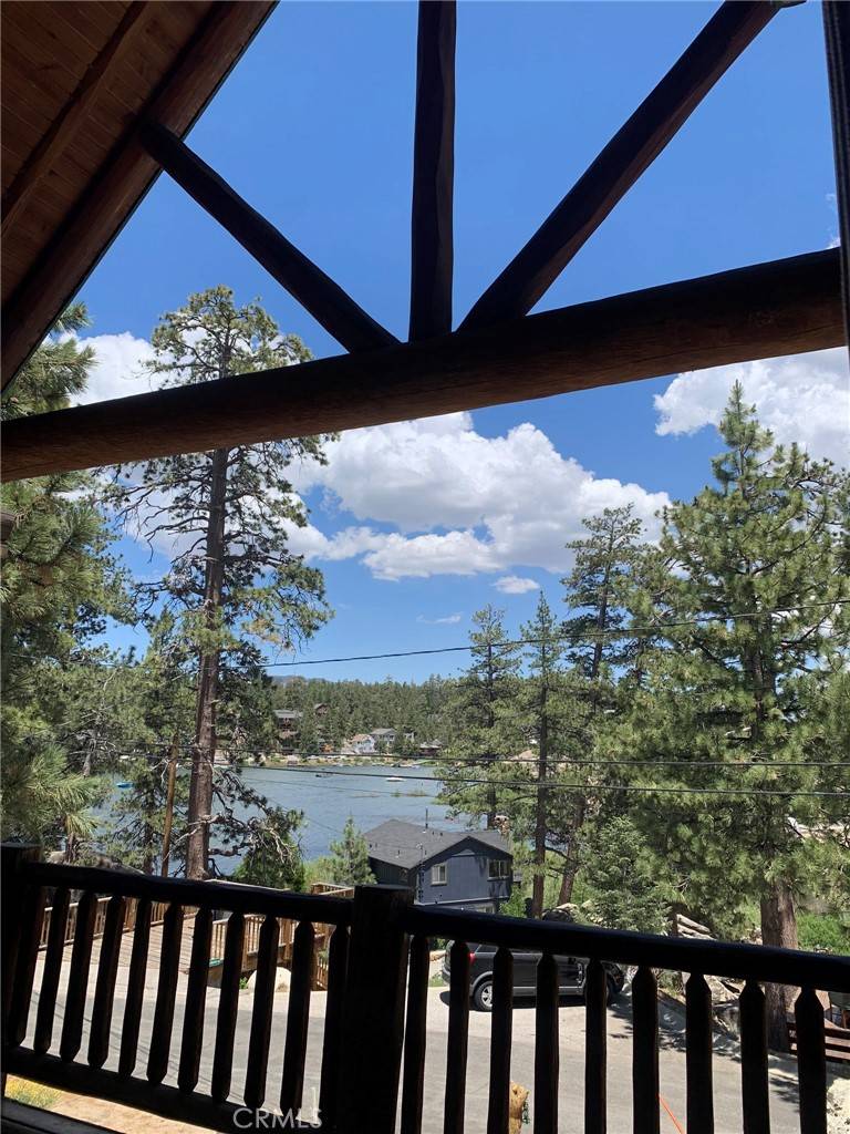 Big Bear Lake, CA 92315,826 Boulder RD