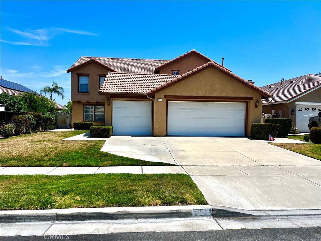 361 Adirondack DR, Corona, CA 92881