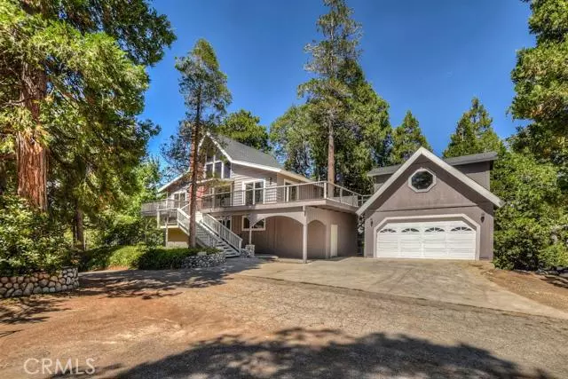 556 Rainier RD, Lake Arrowhead, CA 92352