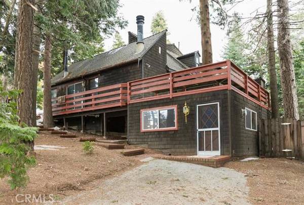 757 Pinnacle DR, Lake Arrowhead, CA 92352