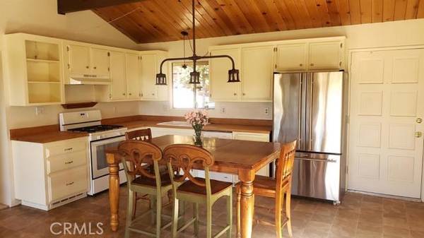 Running Springs, CA 92382,2689 Viking LN