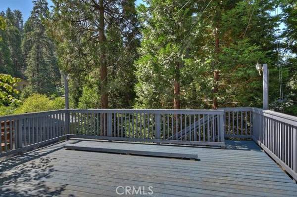 Lake Arrowhead, CA 92352,782 Lake DR