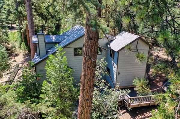 Lake Arrowhead, CA 92352,504 Millburn RD