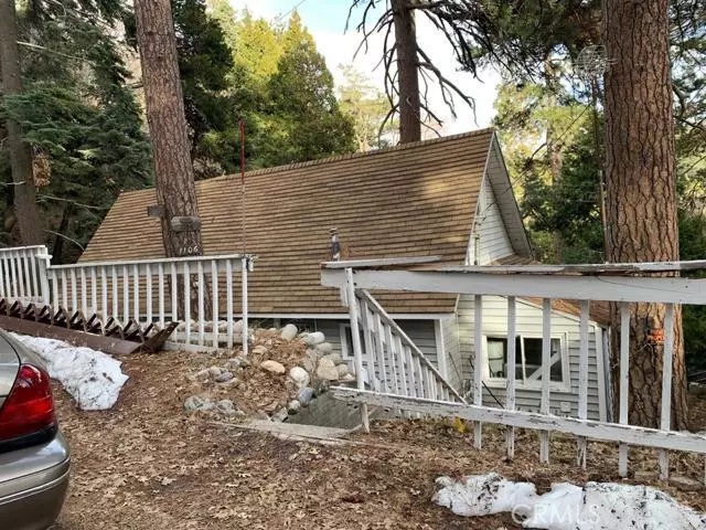 Lake Arrowhead, CA 92352,800 E Victoria CT