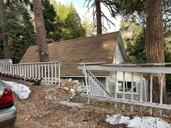 800 E Victoria CT, Lake Arrowhead, CA 92352