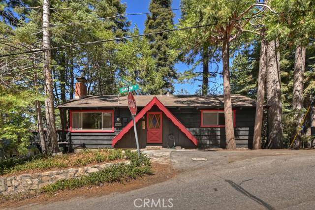 Lake Arrowhead, CA 92352,587 Arrowhead Villa RD