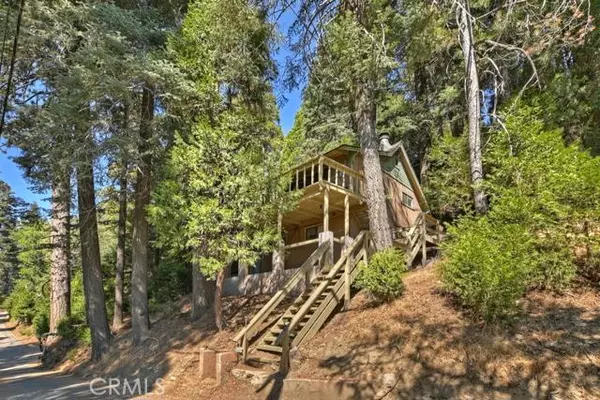 Lake Arrowhead, CA 92352,739 Lake DR