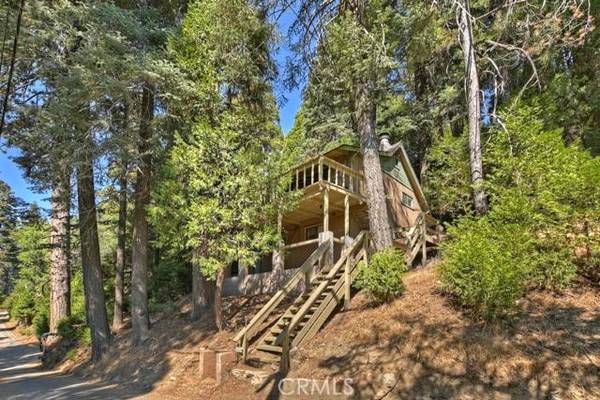 Lake Arrowhead, CA 92352,739 Lake DR