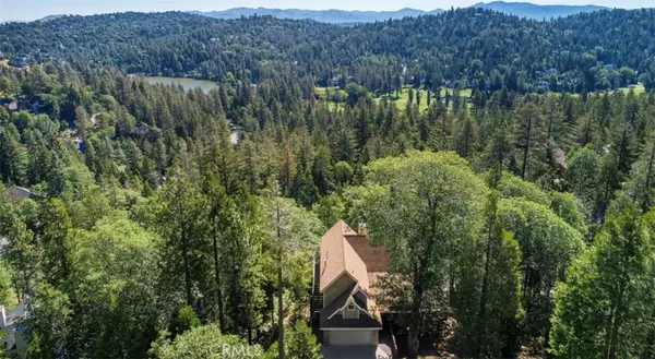 Lake Arrowhead, CA 92352,444 Brentwood DR