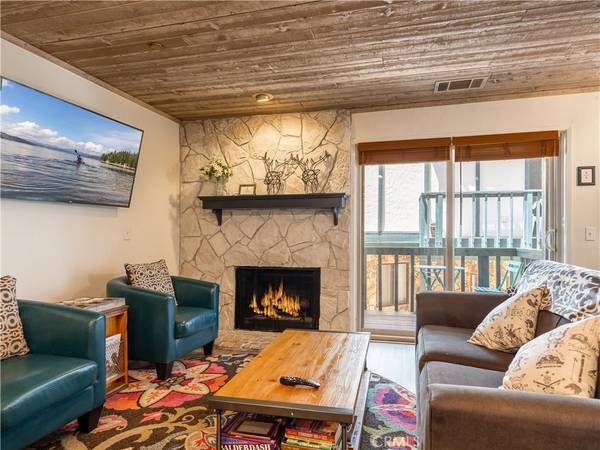 Big Bear Lake, CA 92315,39802 Lakeview DR #26