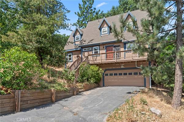 1176 Aleutian DR, Lake Arrowhead, CA 92352