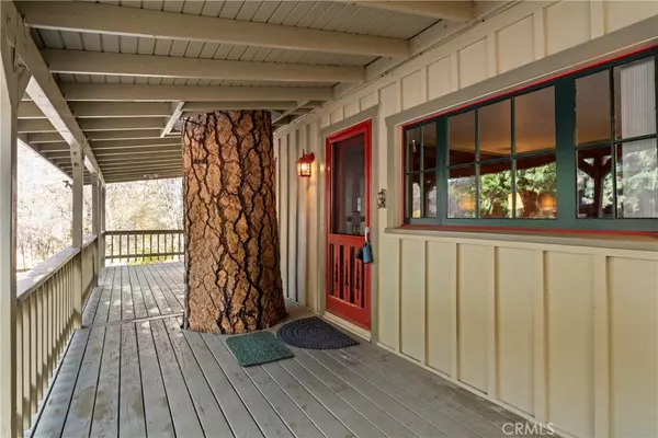 Crestline, CA 92325,479 Hunt LN