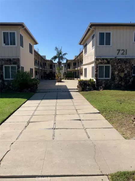 721 Larch ST #4, Inglewood, CA 90301