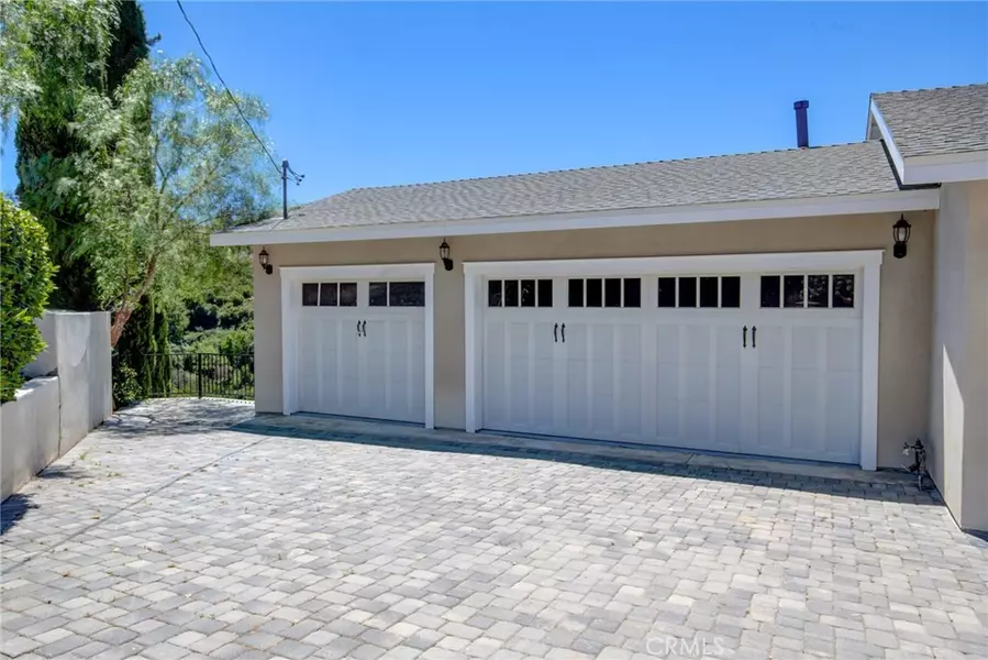 21 Martingale DR, Rancho Palos Verdes, CA 90275