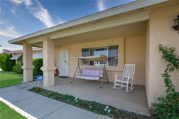 Apple Valley, CA 92308,13345 Applewood RD