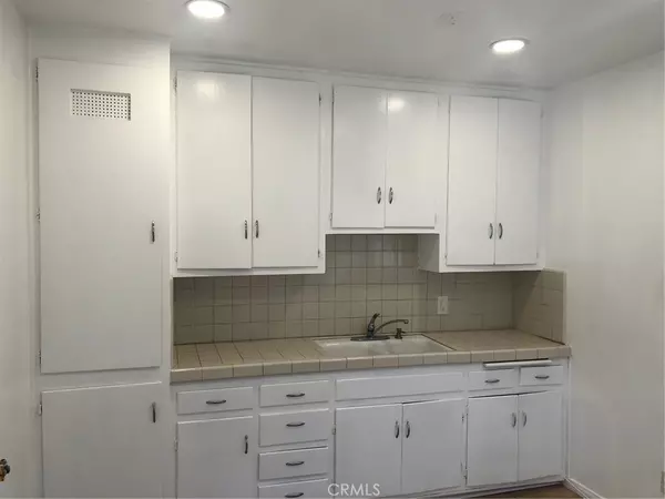 Carson, CA 90745,737 E Deloras DR