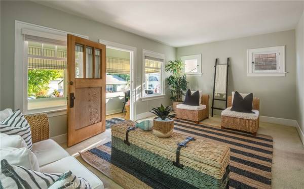 1103 2nd ST, Hermosa Beach, CA 90254