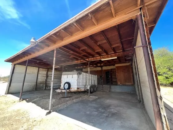 Landers, CA 92285,1225 Dakota LN