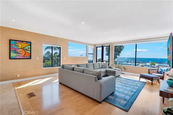 Manhattan Beach, CA 90266,219 N Dianthus ST