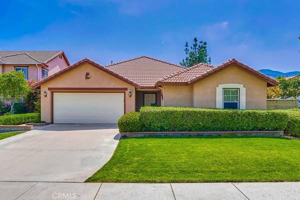 318 Adirondack DR, Corona, CA 92881