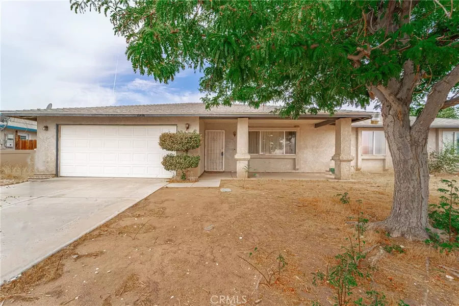 13496 Franceska RD, Apple Valley, CA 92308