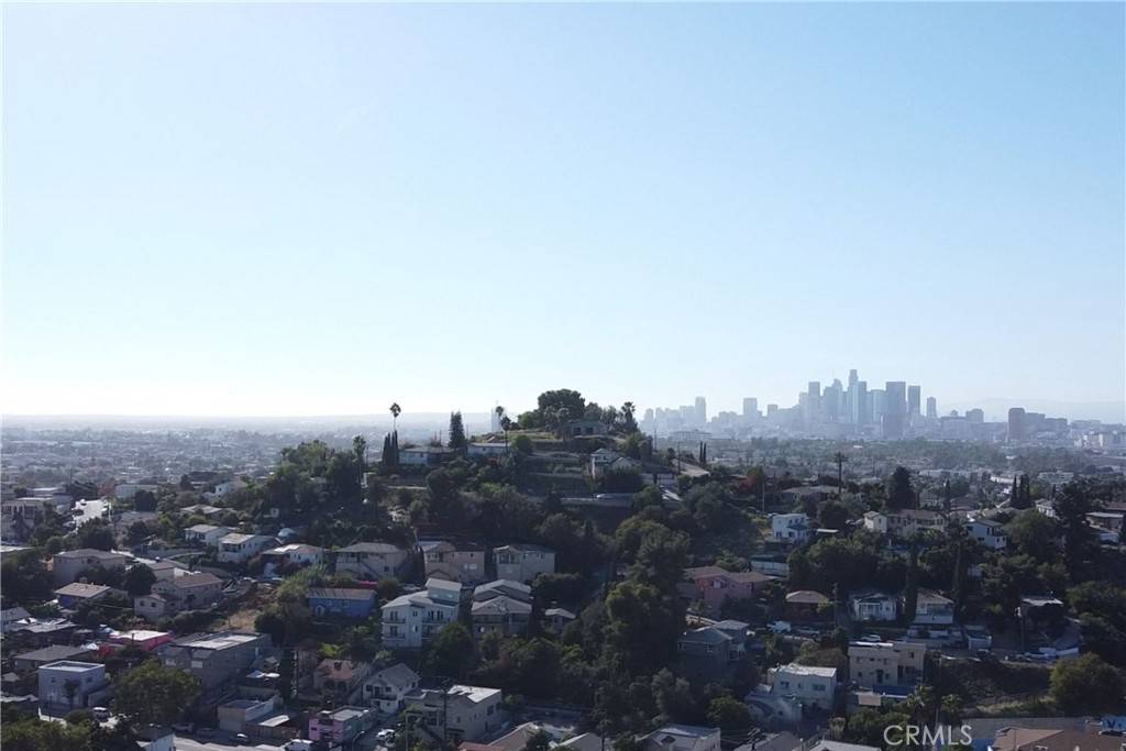 Los Angeles, CA 90063,1243 Schick AVE