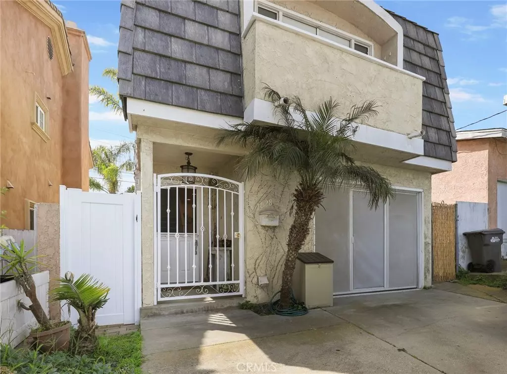 Redondo Beach, CA 90278,1628 Lomax LN