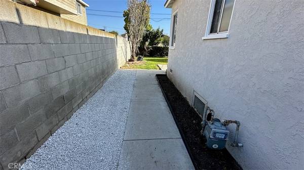 Lawndale, CA 90260,4333 W 167th ST