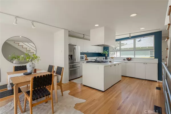 Santa Monica, CA 90405,831 Pacific ST #6