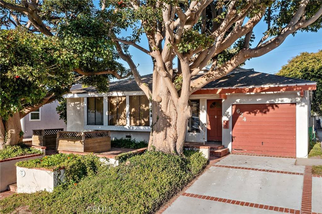 El Segundo, CA 90245,624 Bungalow DR