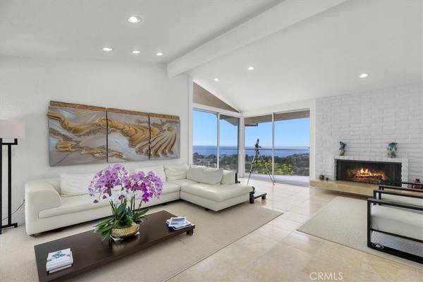 Palos Verdes Estates, CA 90274,1120 Via Zumaya