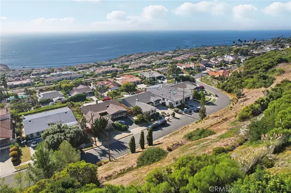 Rancho Palos Verdes, CA 90275,30637 Rue Valois