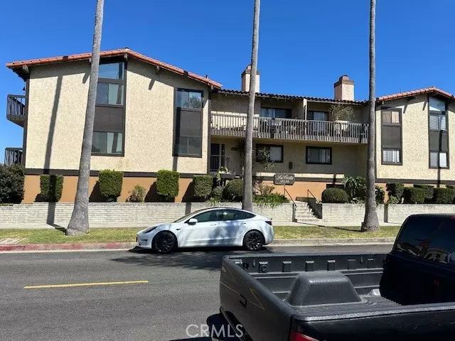 San Pedro, CA 90731,1112 S Meyler ST #1