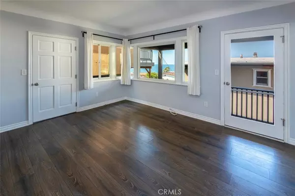 2917 Crest Drive, Manhattan Beach, CA 90266