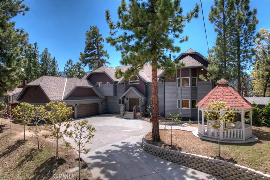 727 Villa Grove AVE, Big Bear City, CA 92314