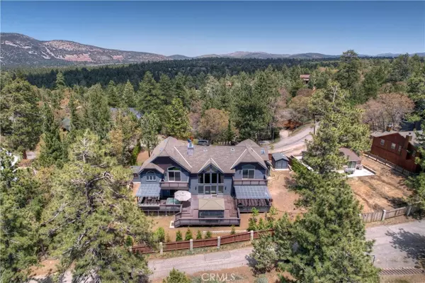 Big Bear City, CA 92314,727 Villa Grove AVE