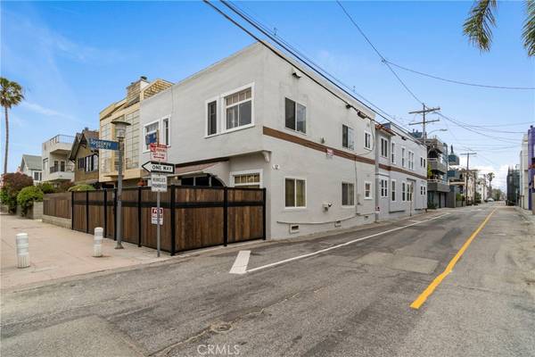 12 25th PL, Venice, CA 90291