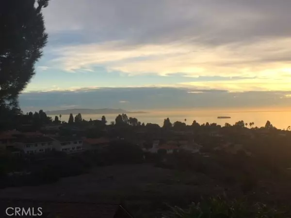 Rancho Palos Verdes, CA 90275,6846 Abbottswood DR