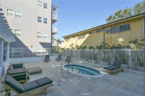 Valley Village, CA 91607,11925 KLING ST #104