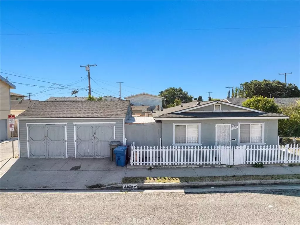 Hawthorne, CA 90250,3850 W 130th ST