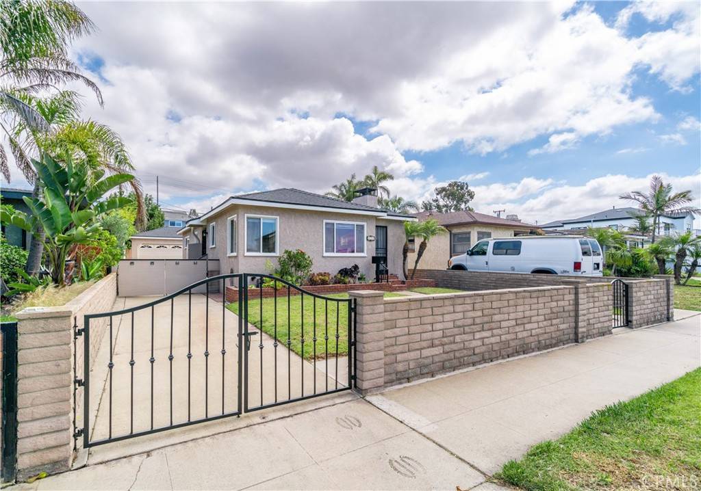 Redondo Beach, CA 90277,524 N Paulina AVE