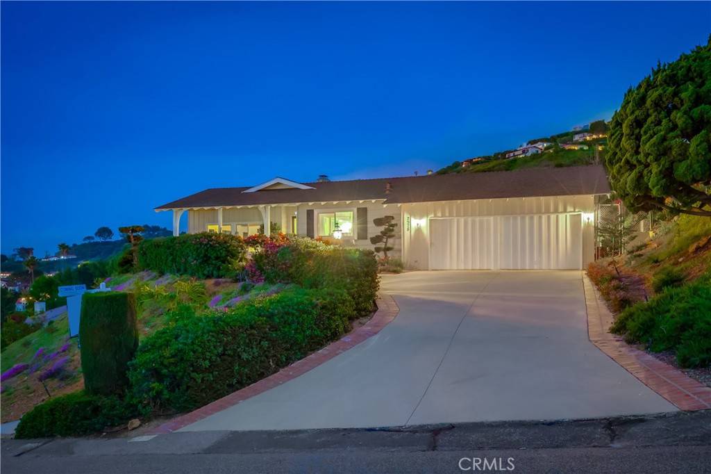 Rancho Palos Verdes, CA 90275,2978 Crownview DR