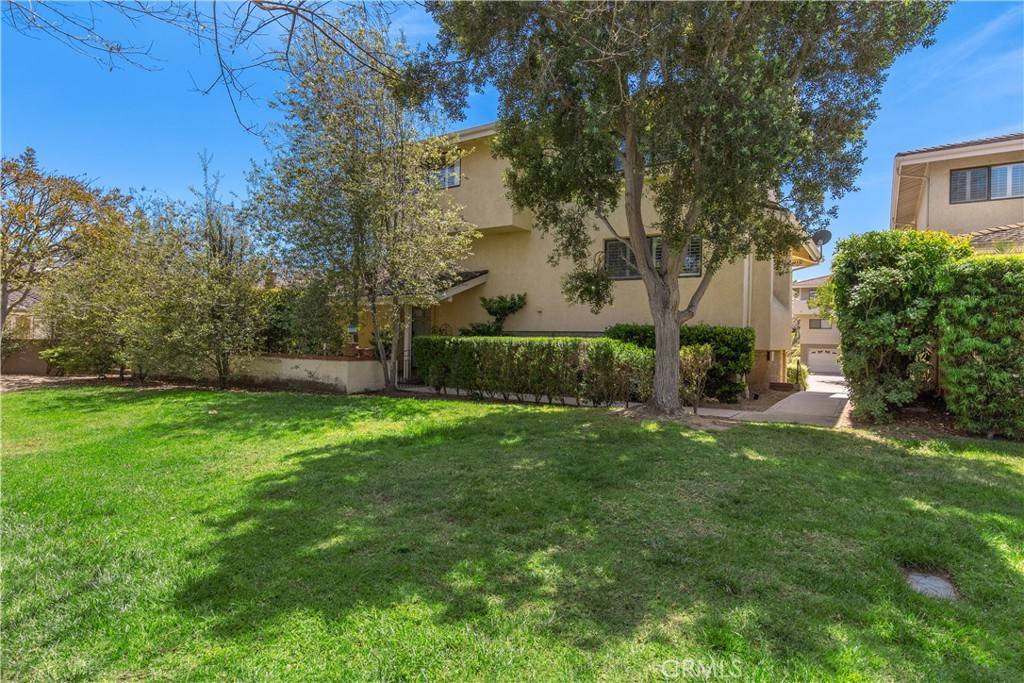Manhattan Beach, CA 90266,20 Grenada CT #1