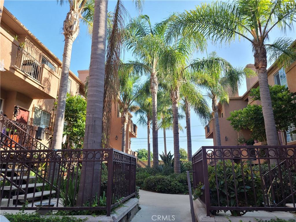 21854 S Vermont AVE #3, Torrance, CA 90502