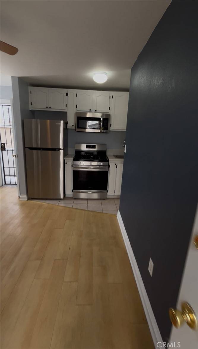 Los Angeles, CA 90006,1036 S Normandie AVE #14