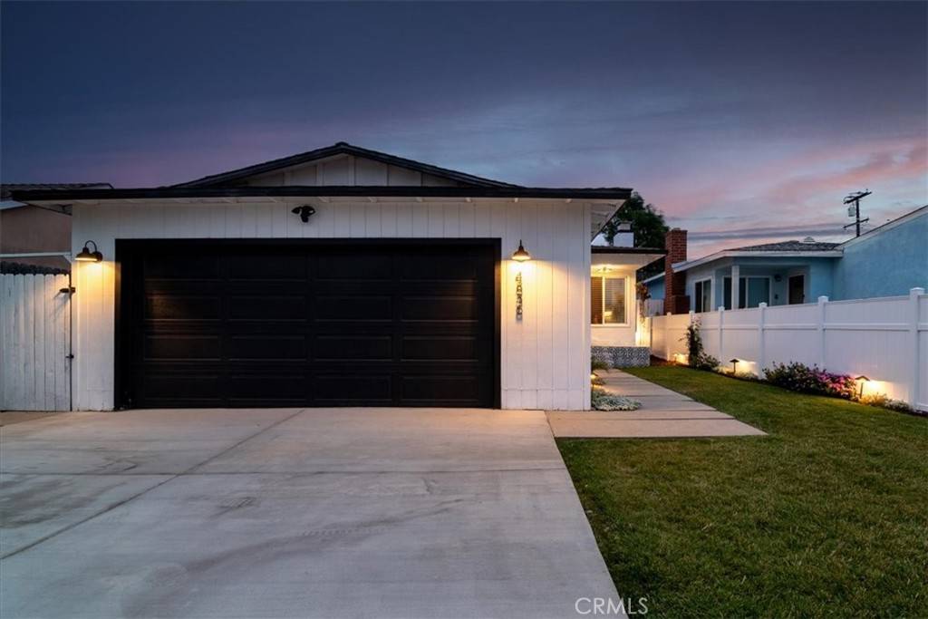 Hawthorne, CA 90250,4836 W 134th PL