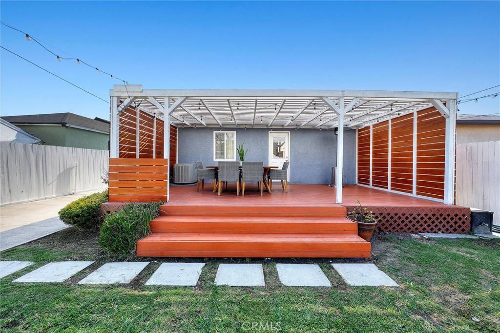 Hawthorne, CA 90250,13914 Grevillea AVE