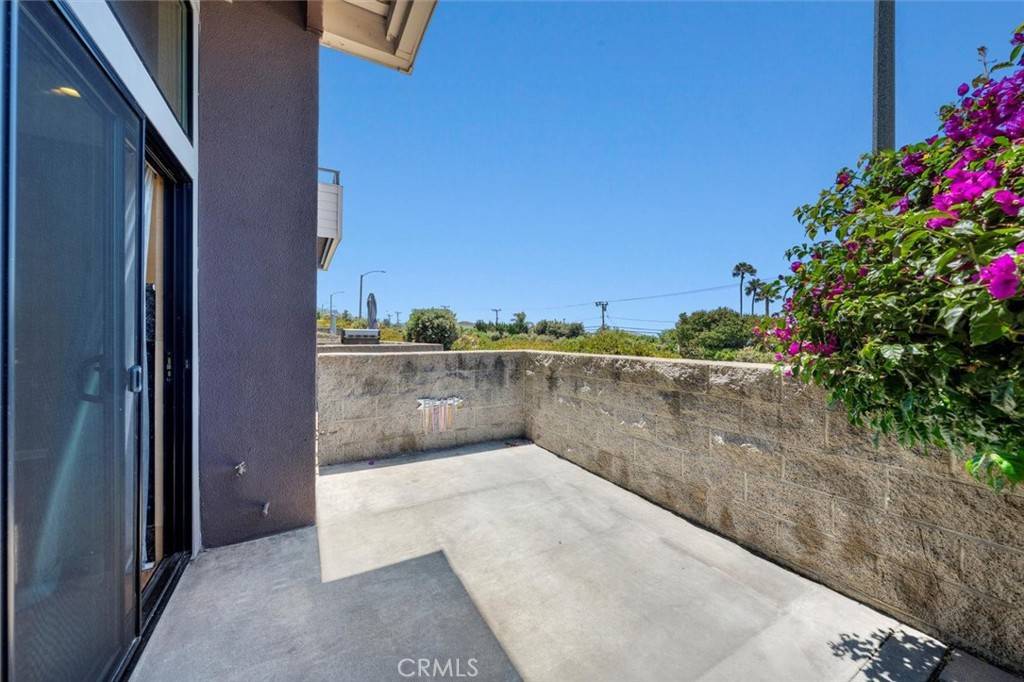 Redondo Beach, CA 90277,446 Palos Verdes BLVD