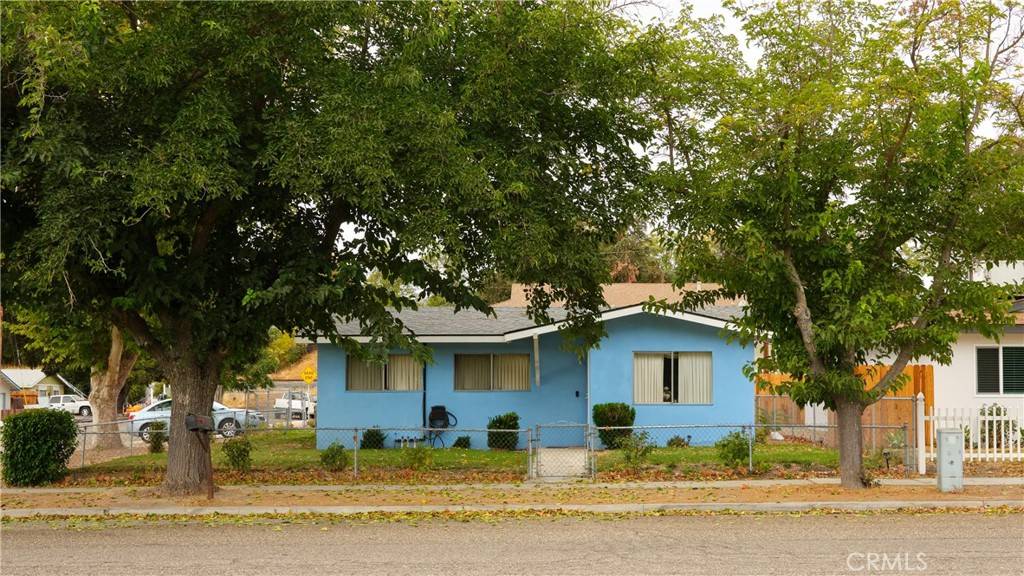 Paso Robles, CA 93446,1907 Riverside AVE